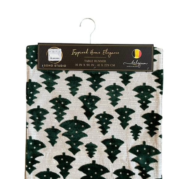 Green Velvet Christmas Tree Table Runner 16x90 Made in Belgium New - Picture 5 of 12